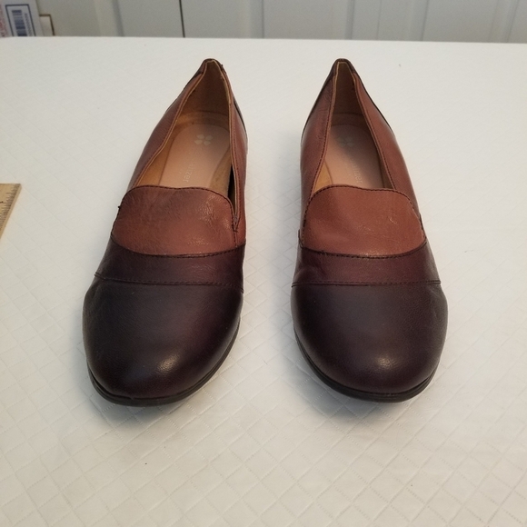 Naturalizer Coretta Loafers Womens 9M 2 Tone  Brown Leather Casual Slip On Shoes - Picture 1 of 8